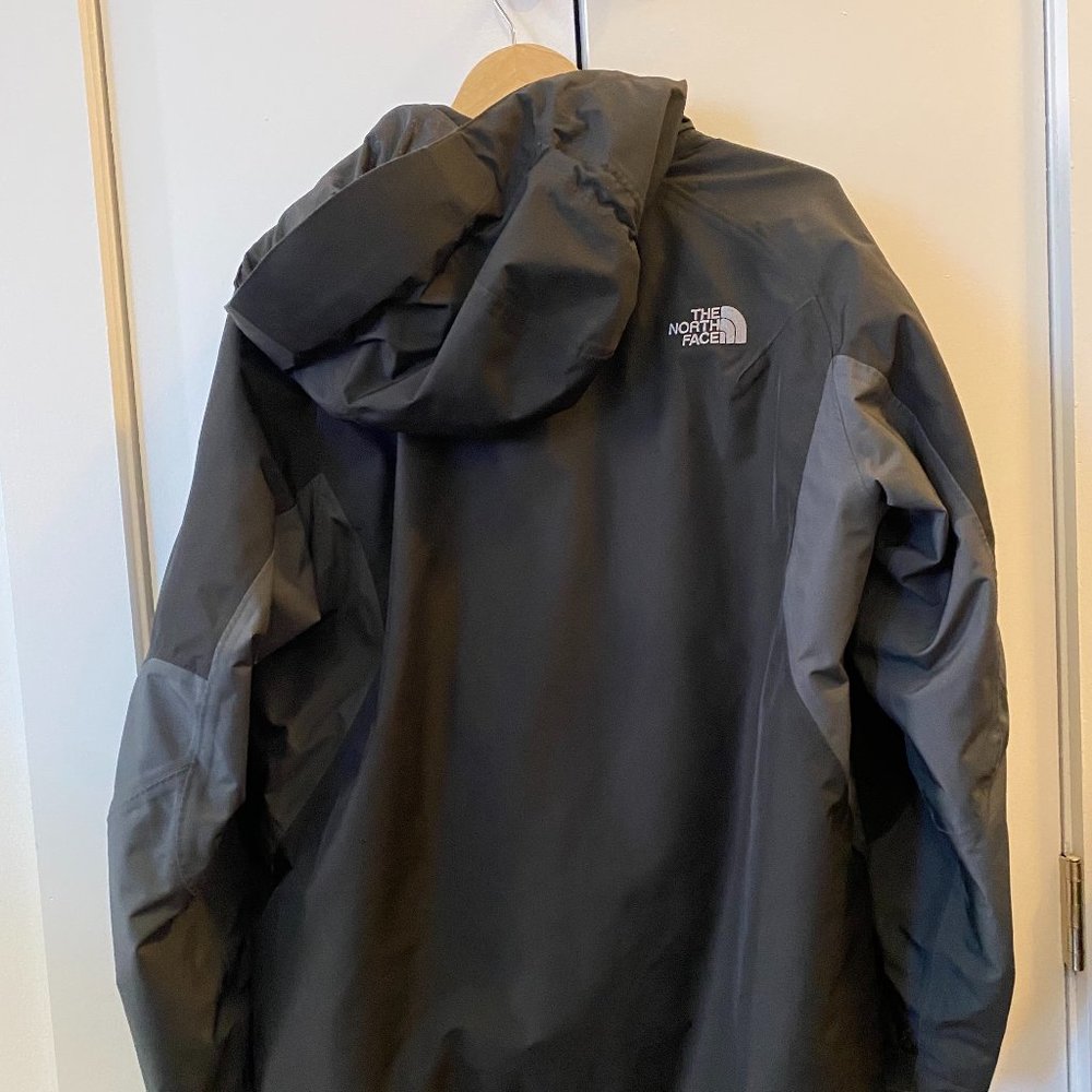 The North Face Summit Series Hyvent Alpha Jacket S - Gem